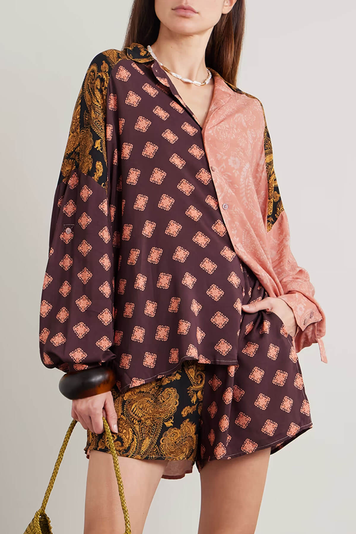 Exquisite Two-Tone Printed Loose Shirt And Pockets Elastic-Waist Shorts Set