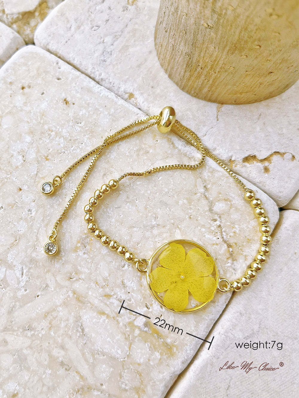 Yellow Epoxy Embossed Round Bracelet