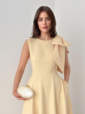 Elegant Sleeveless Bow Detail Slim-Fit Midi Dress