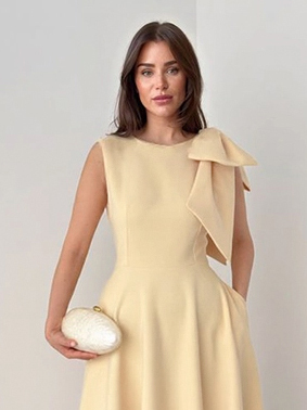 Elegant Sleeveless Bow Detail Slim-Fit Midi Dress