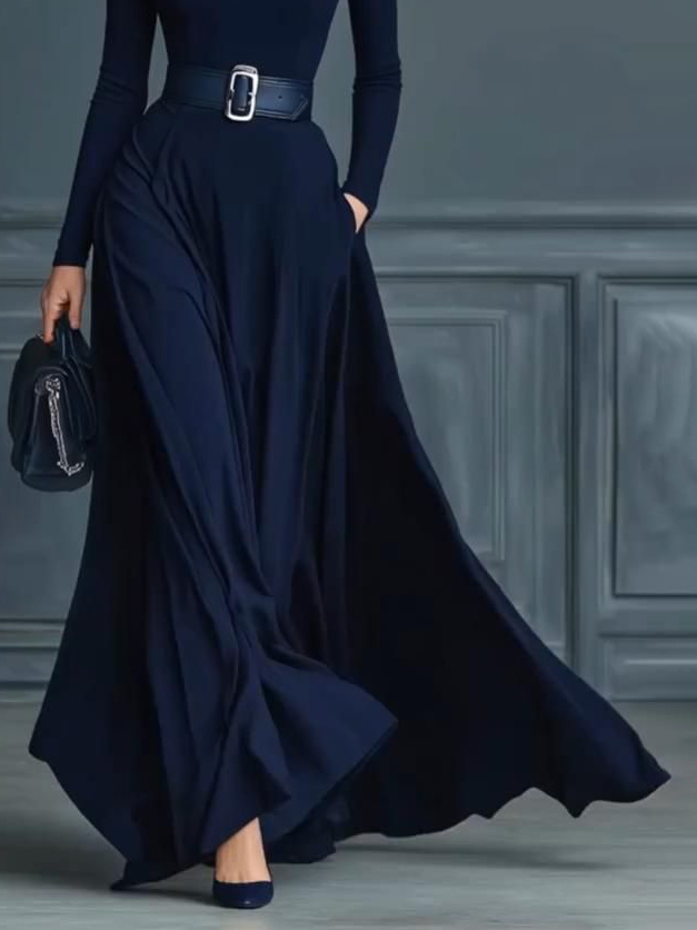 Minimalist High-neck Long-sleeved Maxi Dress