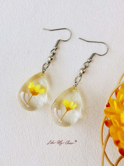 Natural Dahlberg Daisy Dried Flowers of Happiness Water Drop Earrings