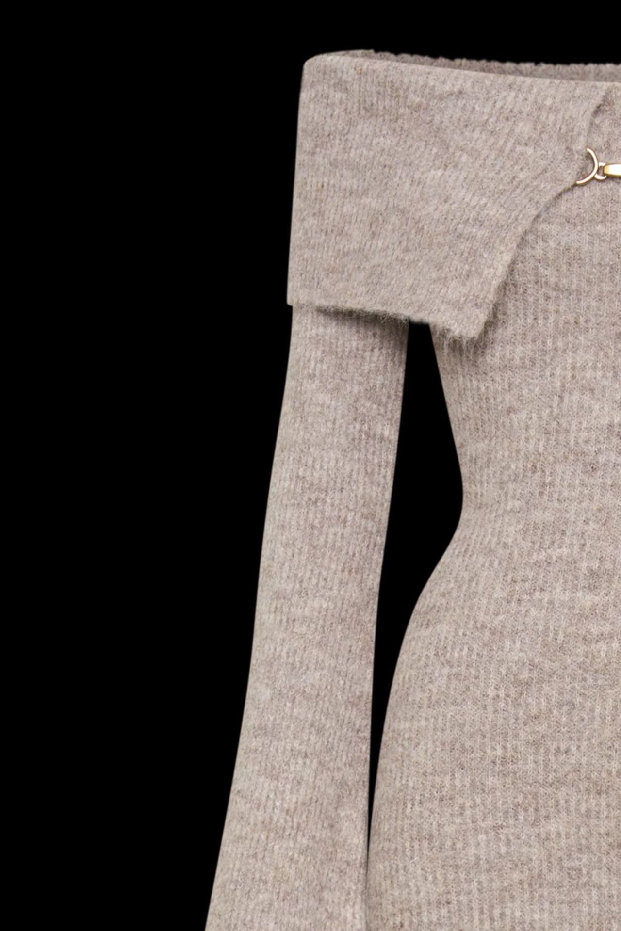 Off-the-shoulder knitted sweater dress, form-fitting, hip-hugging style.