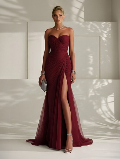 Elegant Strapless Pleated Tulle Maxi Dress