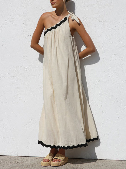 Classic Contrast Lace One-shoulder Spaghetti Strap Midi Dress