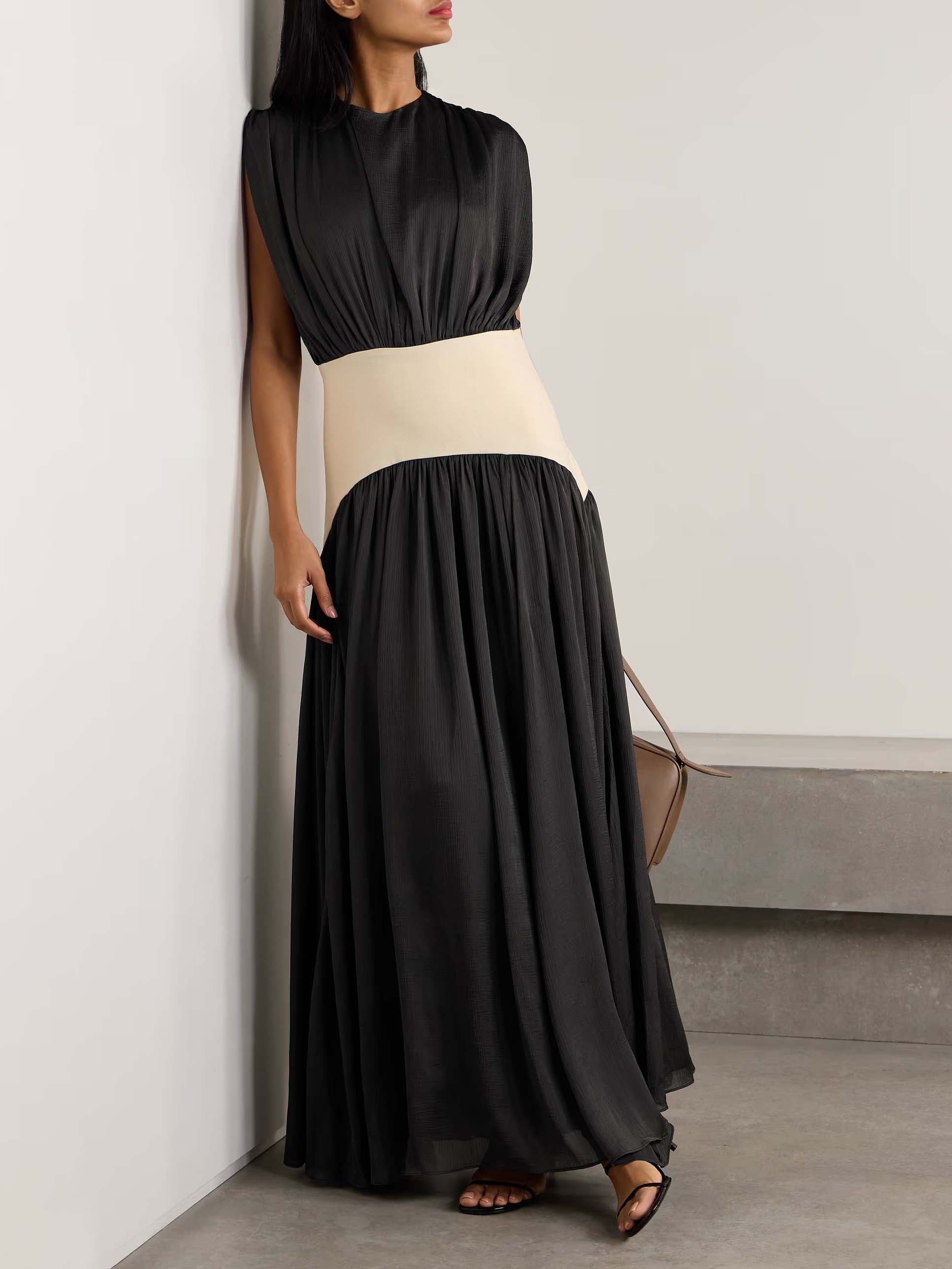 Elegant Wide Belted Pleated Sleeveless Maxi Dress