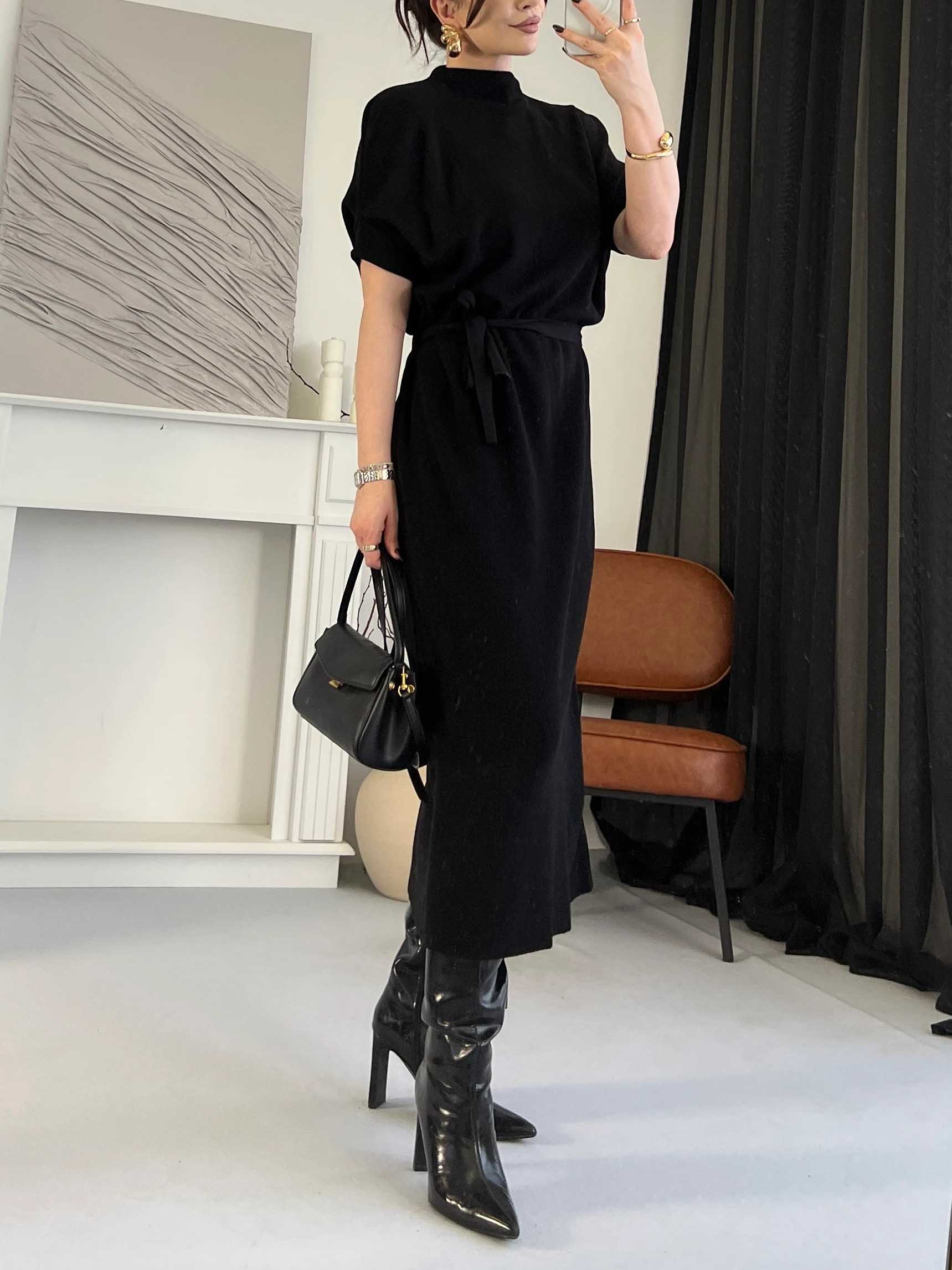 Minimalist Crew Neck Belted Midi Dress