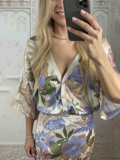 Exquisite Satin Floral Print Off-shoulder Shirt