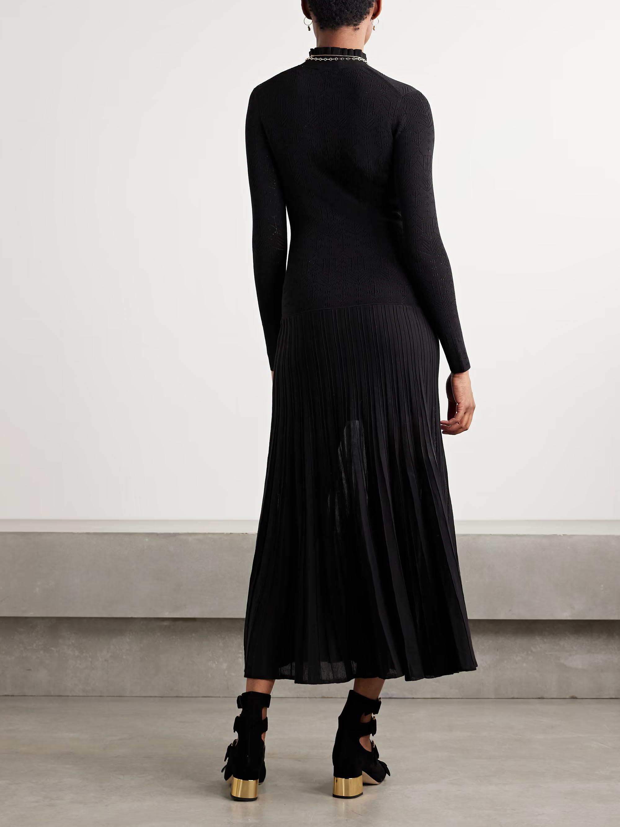 Elegant High-Neck Knitted Pleated Maxi Dress