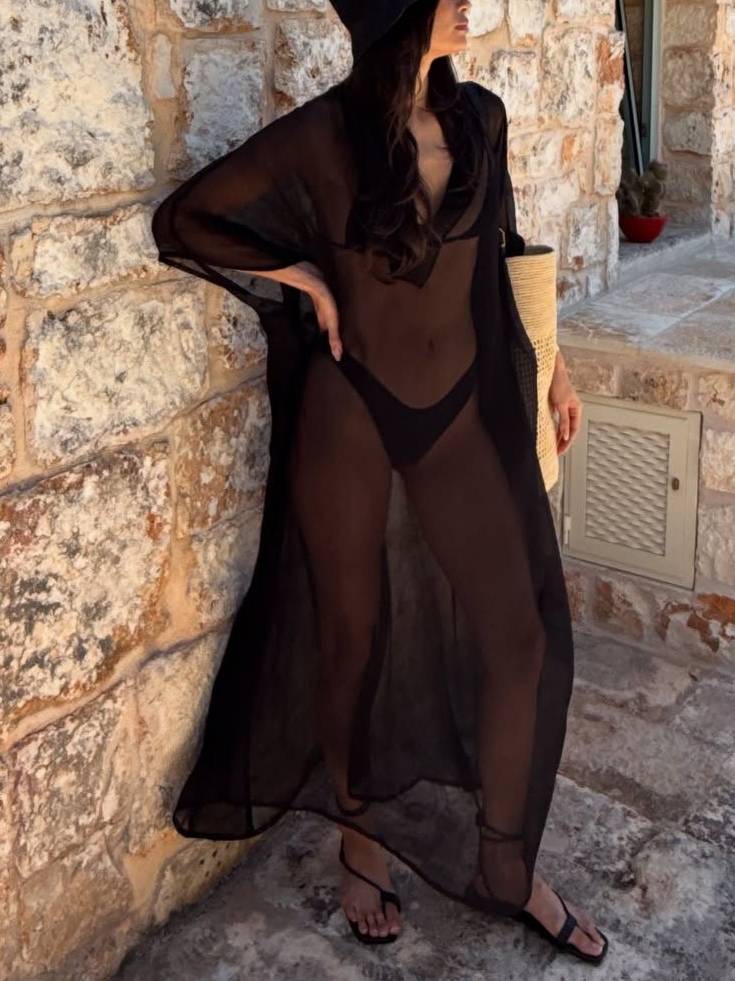 Minimalist Loose Perspective Maxi Dress