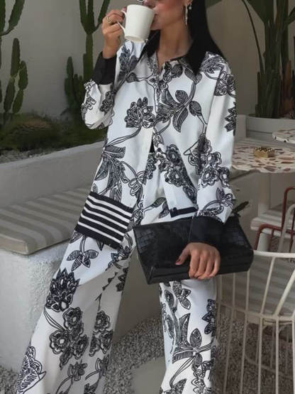 Unique And Elegant Contrast Color Flowers Print Elastic Waist Pocketed Pants