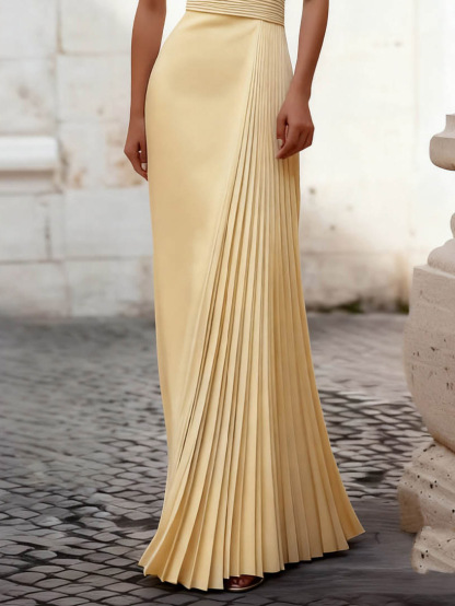 Elegant Yellow Halter Pleated Maxi Dress