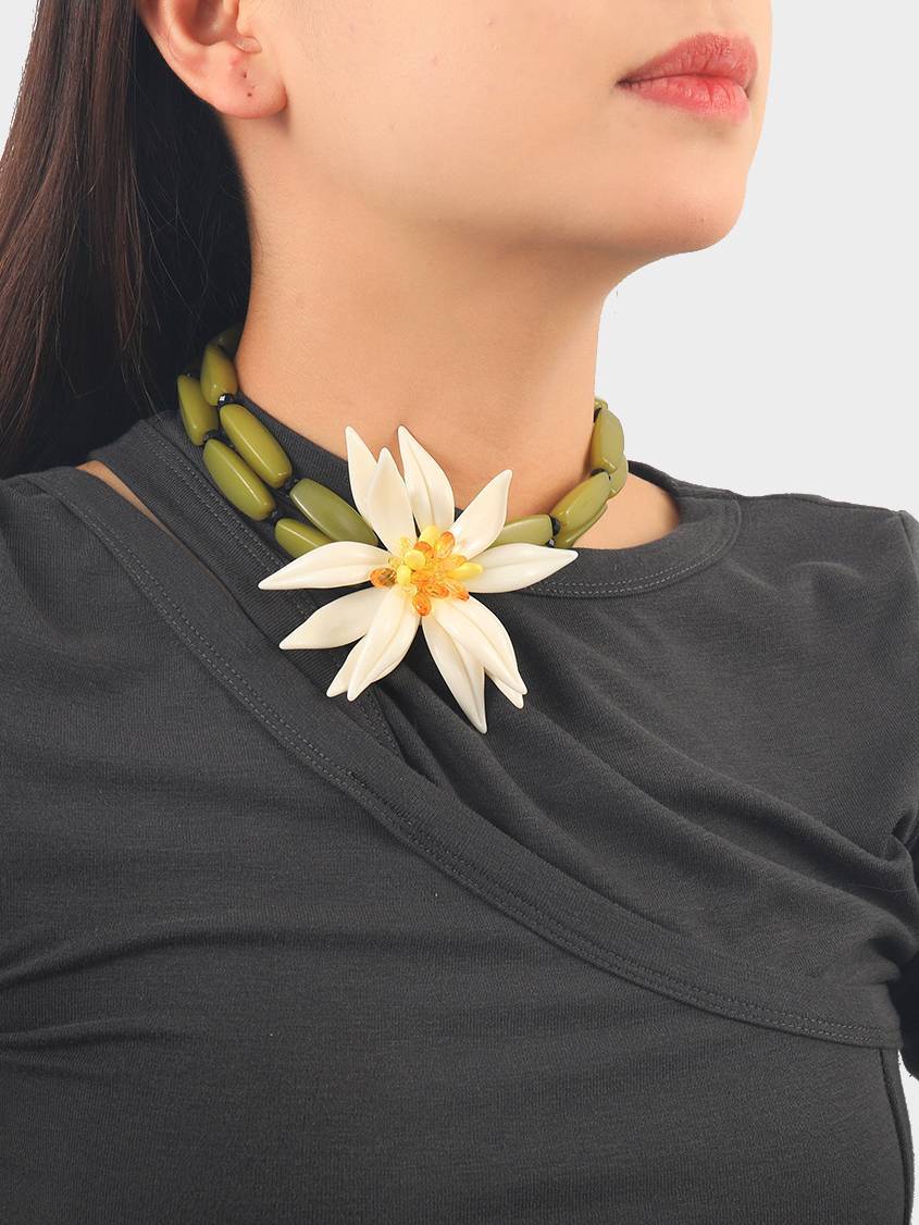 Flower Earrings Necklace Bracelet