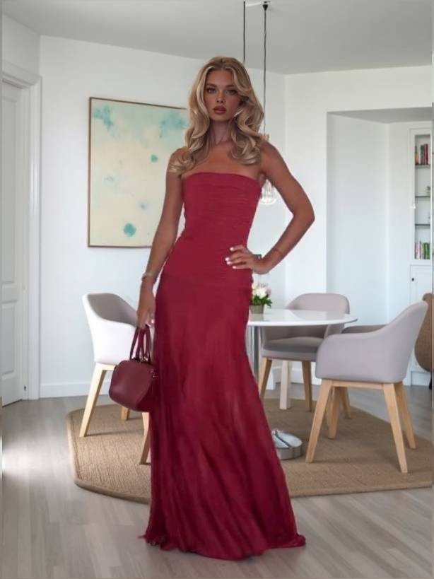 Slim-Fit Tube Top Knit Maxi Dress