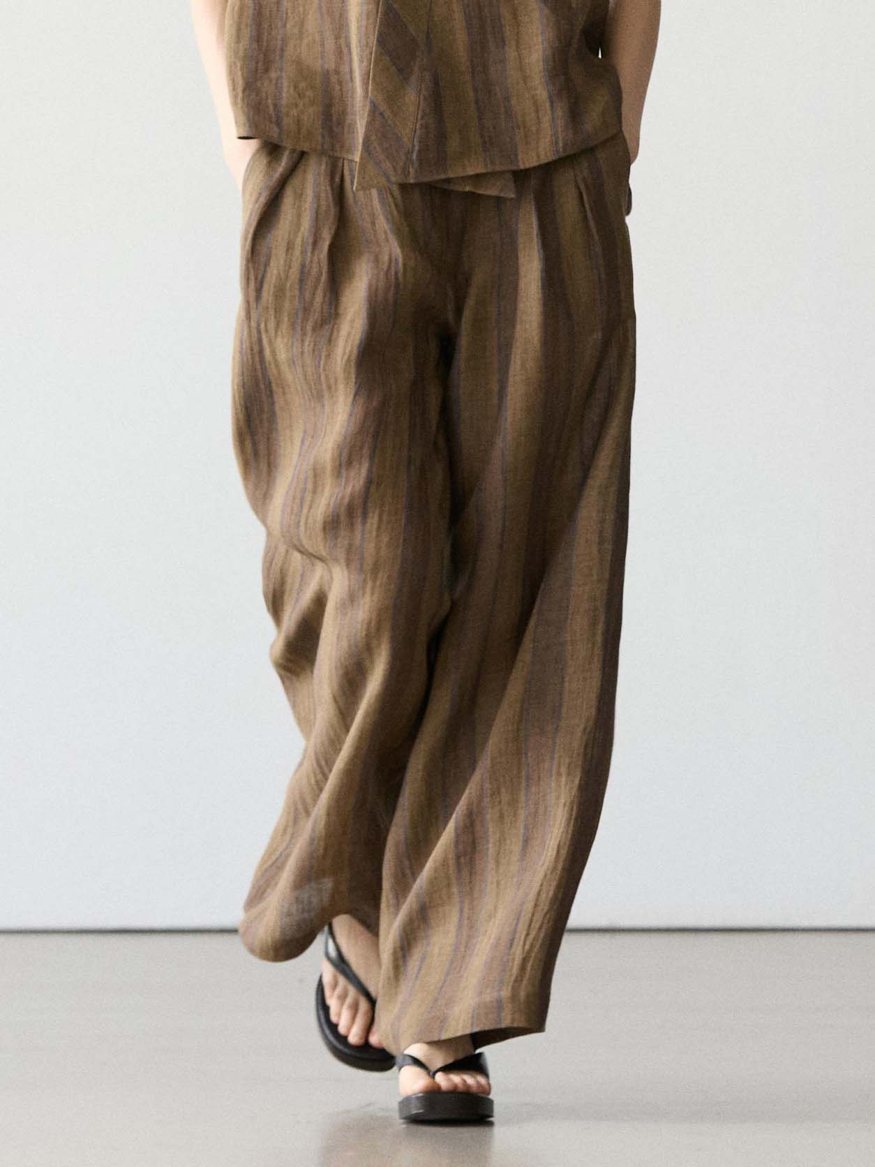 Minimalist Halter Loose Top & Wide-Leg Pants Set