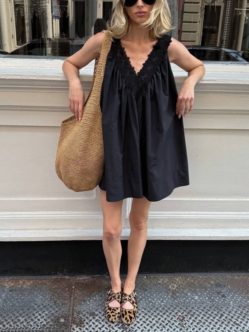 Vacation Style V-Neck Lace Splicing Mini Dress