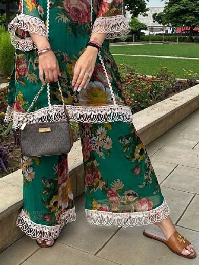 Elegant Floral Print Lace-Trim Long Shirt