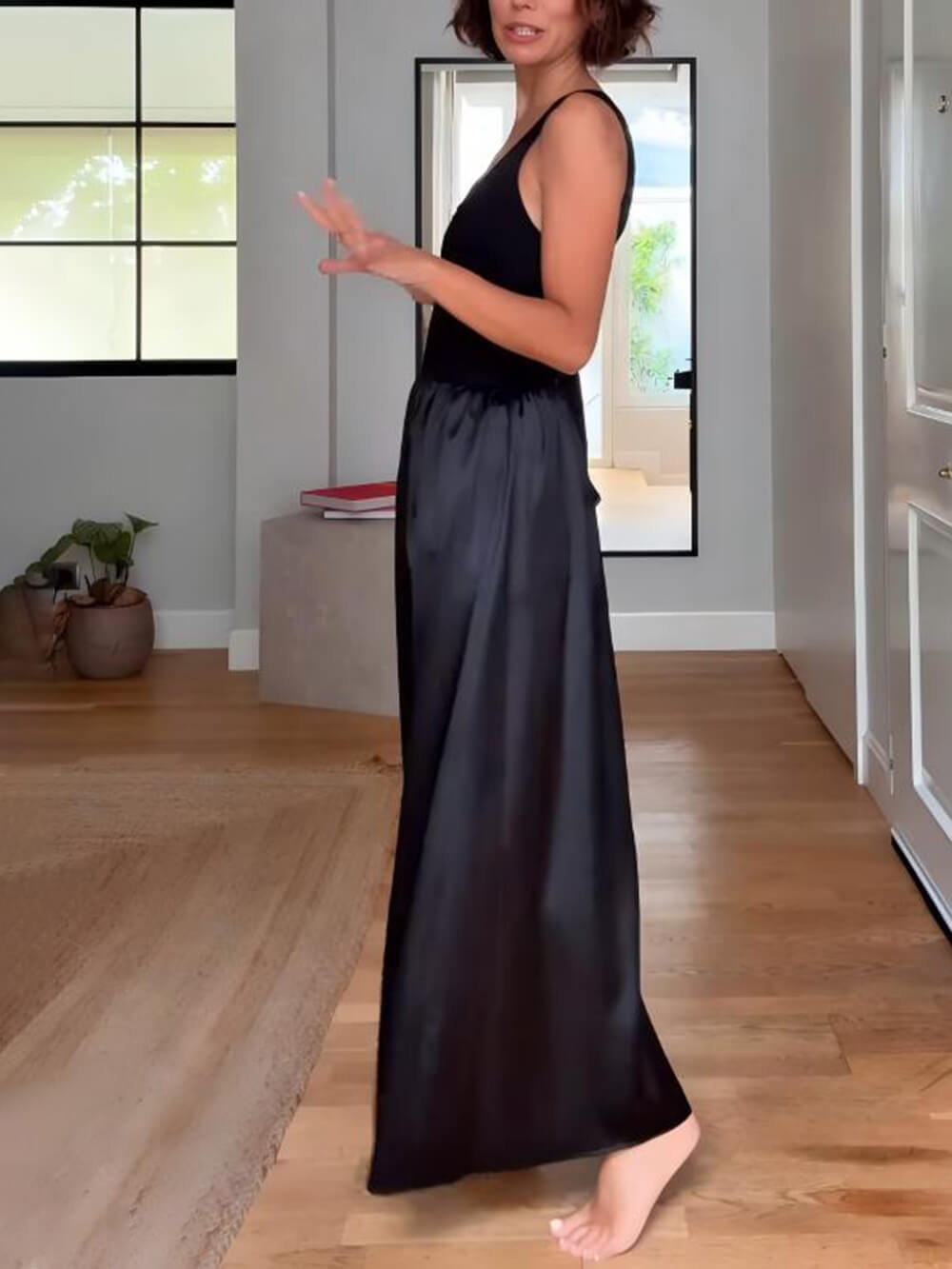 Summer Classic Vest Top With Pleated Maxi Dress