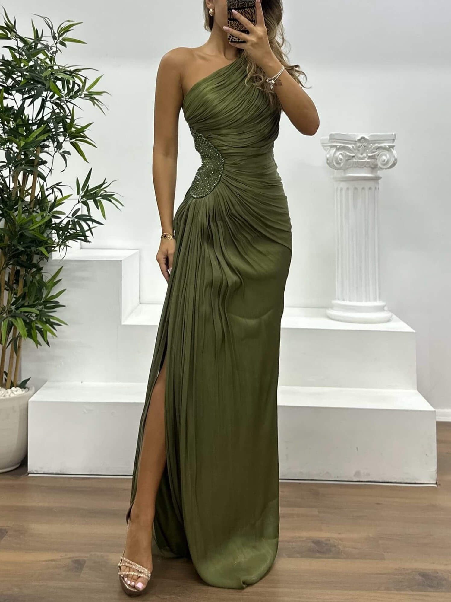 One-Shoulder Sequined Pleated Dress