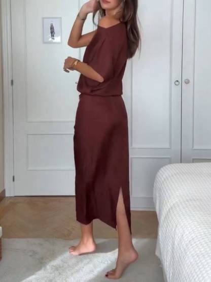 Minimalist Back Slit Midi Dress