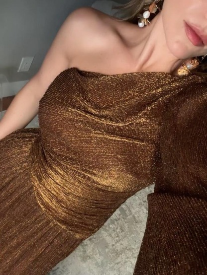 Elegant One-Shoulder Metallic Long Sleeve Evening Maxi Dress