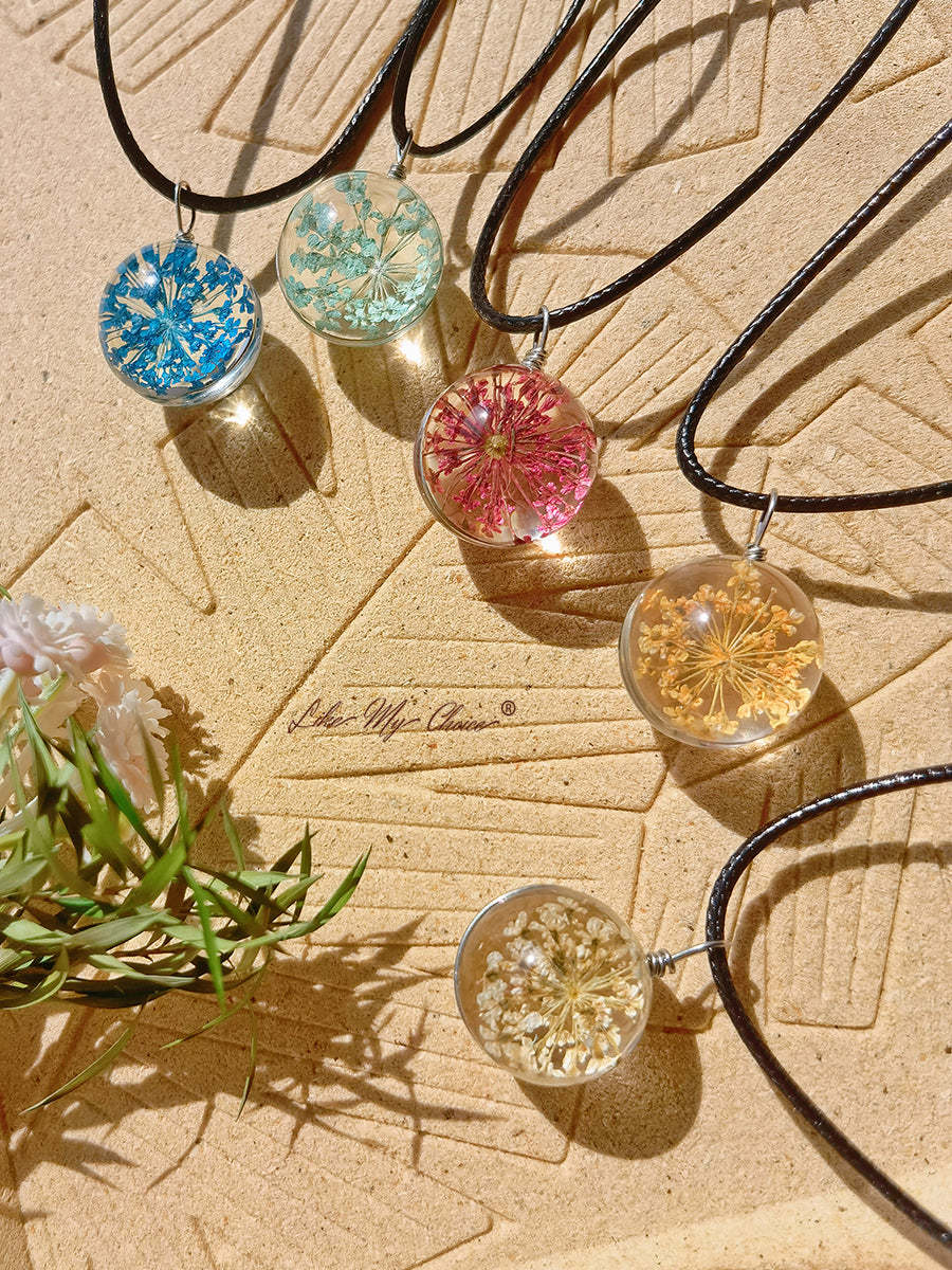 Aqua Queen Anne's Lace Necklace
