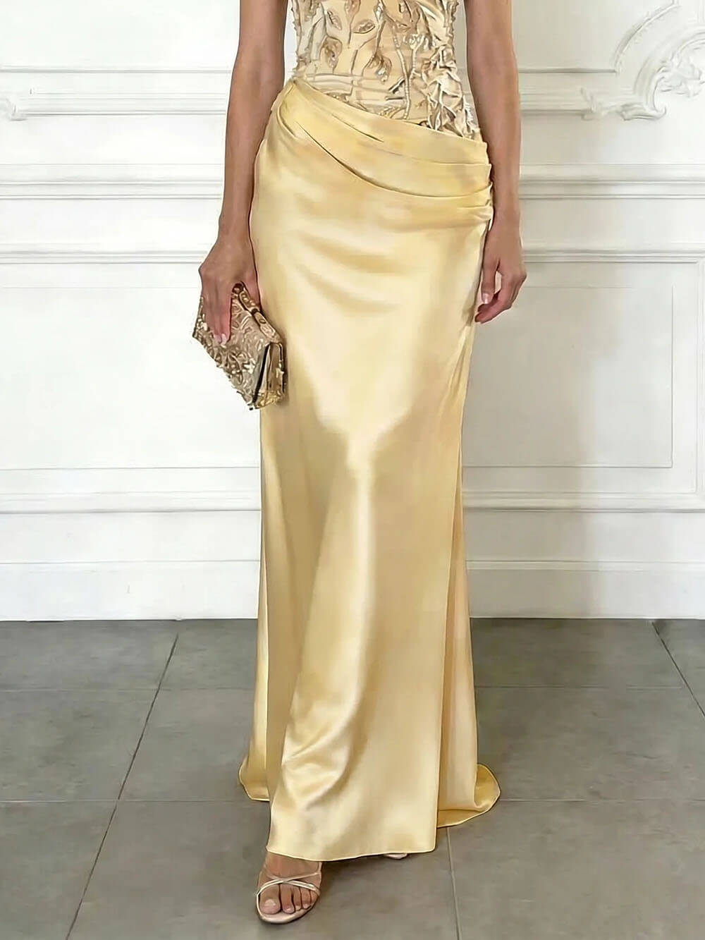 Elegant Light Pink Embroidery Satin Crew Neck Sleeveless Sheath Maxi Dress