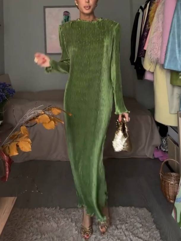 Loose Pleated Long Sleeve Maxi Dress