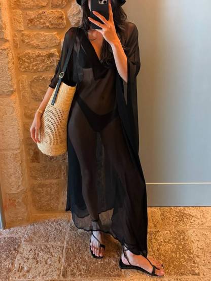 Minimalist Loose Perspective Maxi Dress