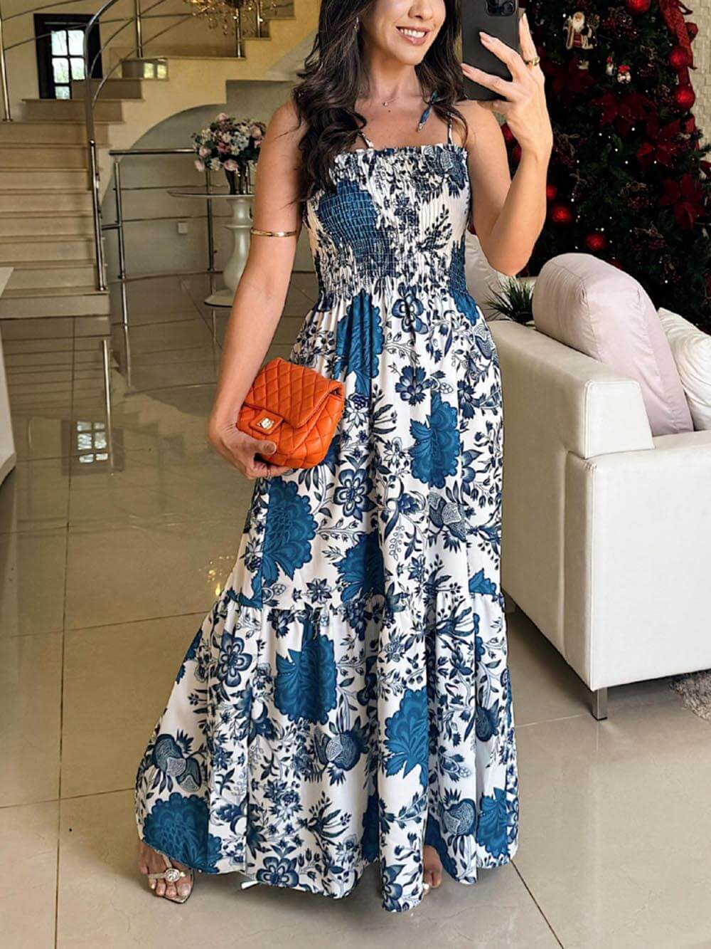 Delicate And Elegant Pleated Floral Print Maxi Dress