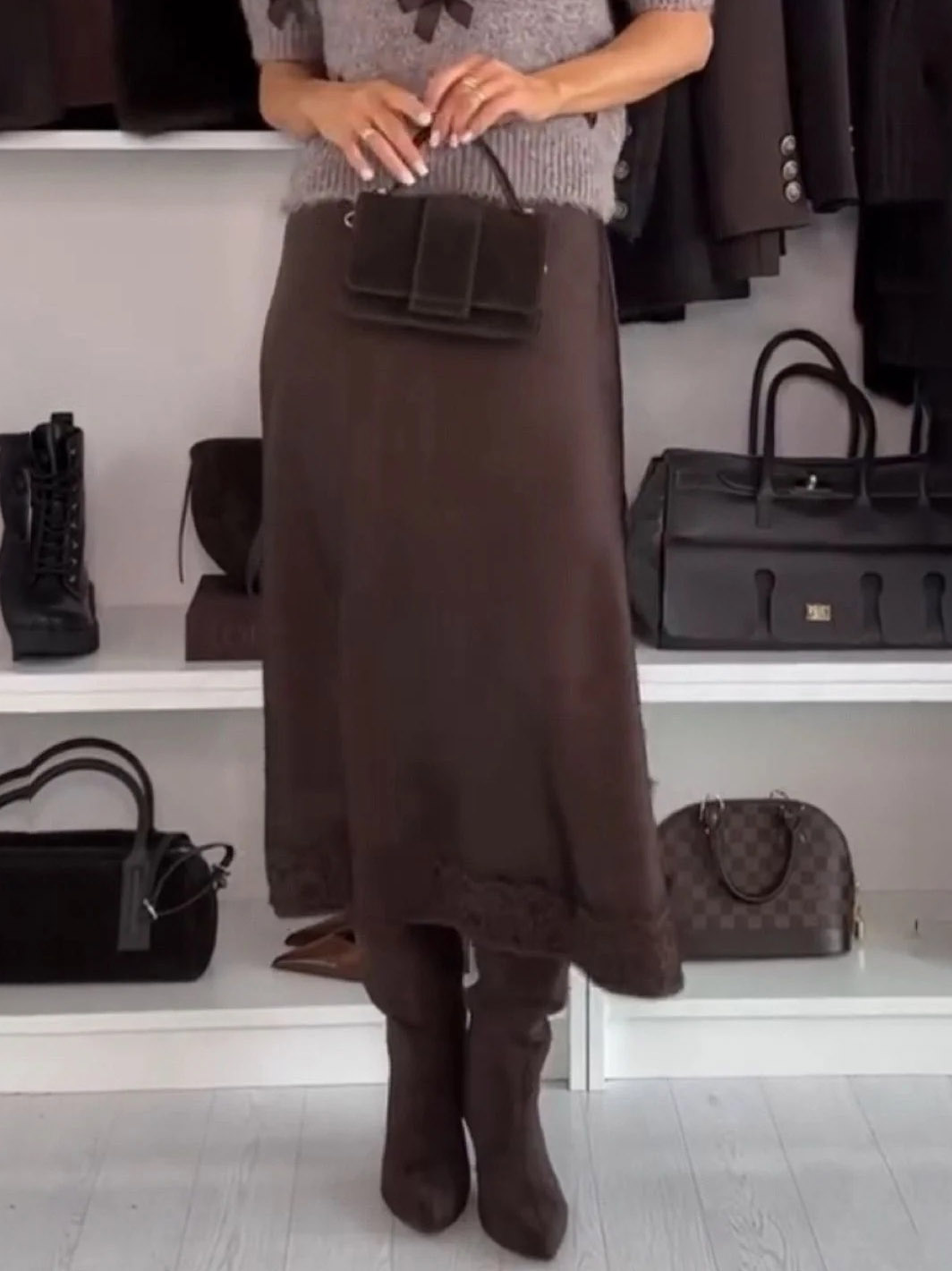 Exquisite Bow Embellished Knit Sweater