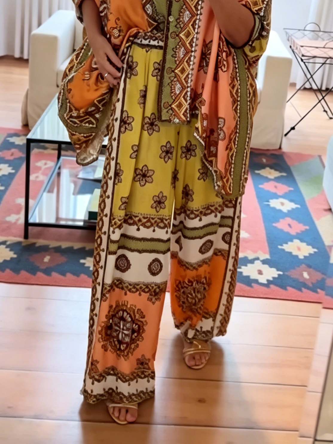 Unique Satin Paisley Print Batwing Sleeve Cardigan Shirt