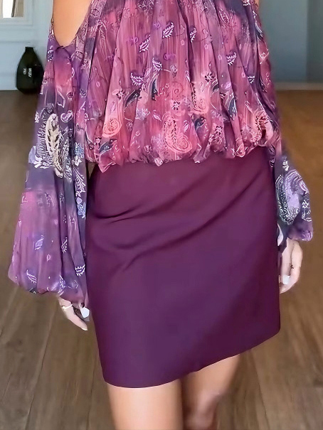 Versatile Fit Short Skirt