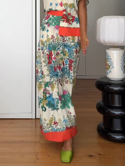 Exquisite Botanical Print High-Waisted Maxi Skirt