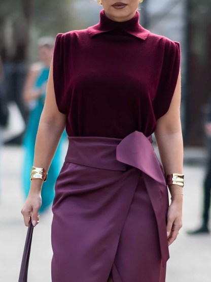 Elegant High-neck Knitted Tank Top