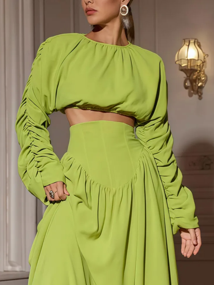 Elegant Pleated Long-Sleeved Cropped Shirt