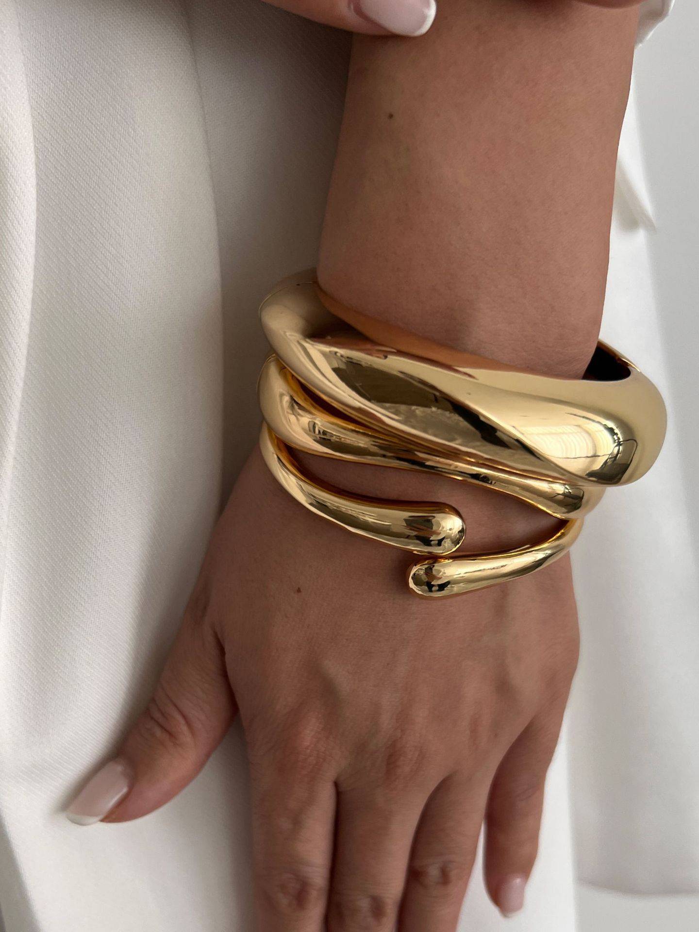 Minimalist bracelet