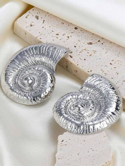 Conch Element Earrings