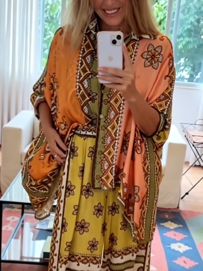 Unique Satin Paisley Print Wide-Leg Pants