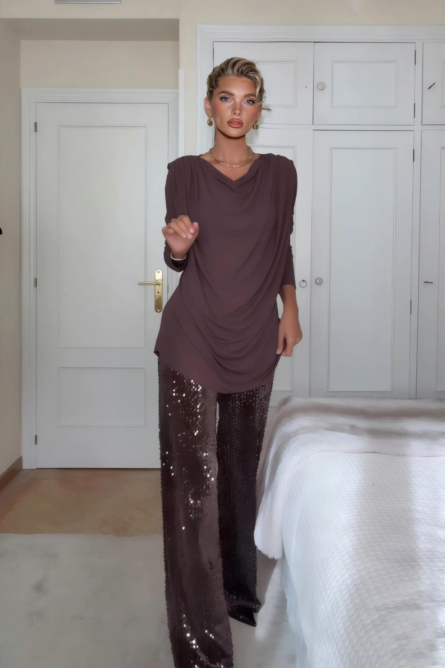 Unique Ruched Drop-Shoulder Long Sleeve Top