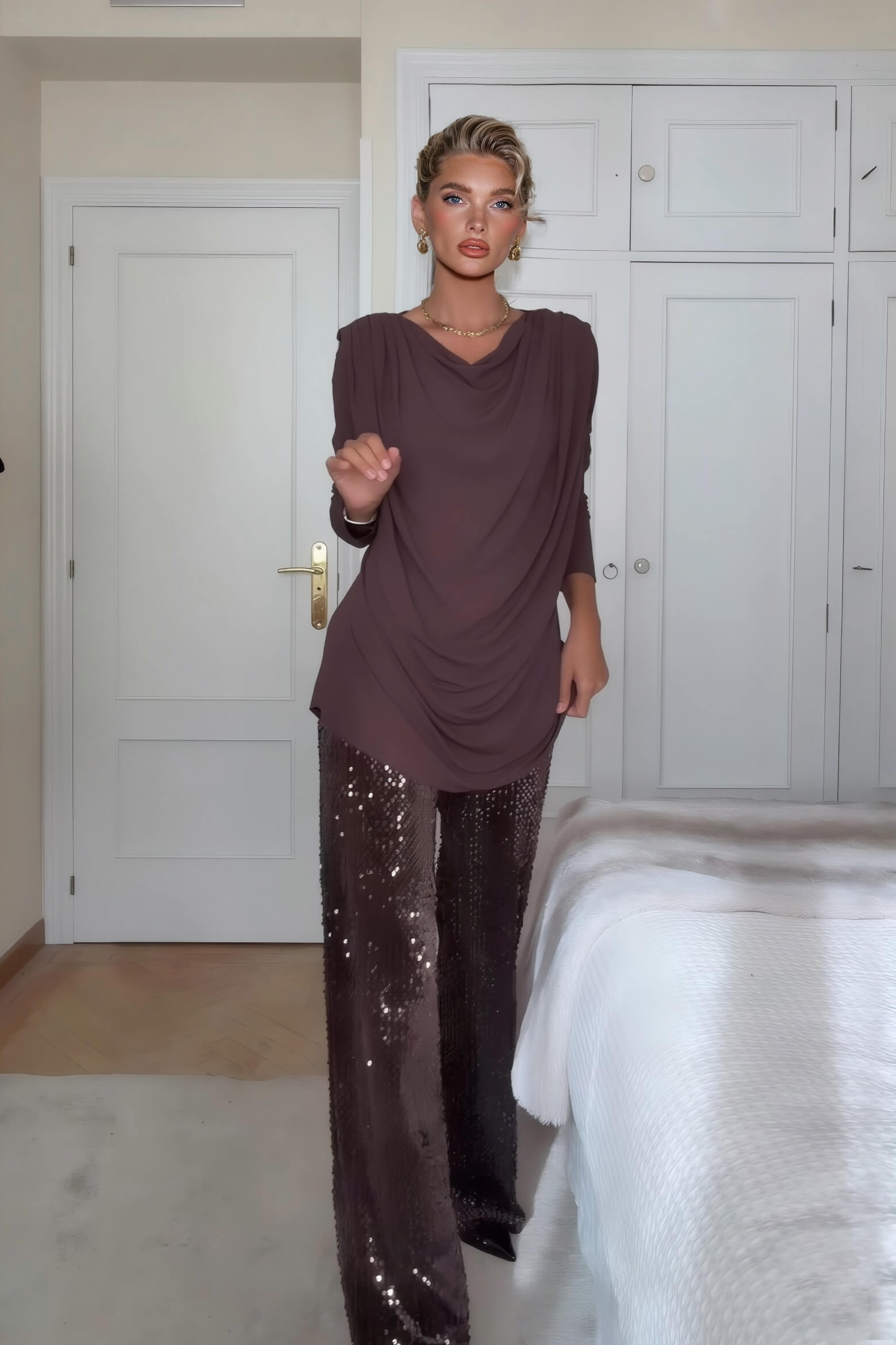 Unique Ruched Drop-Shoulder Long Sleeve Top