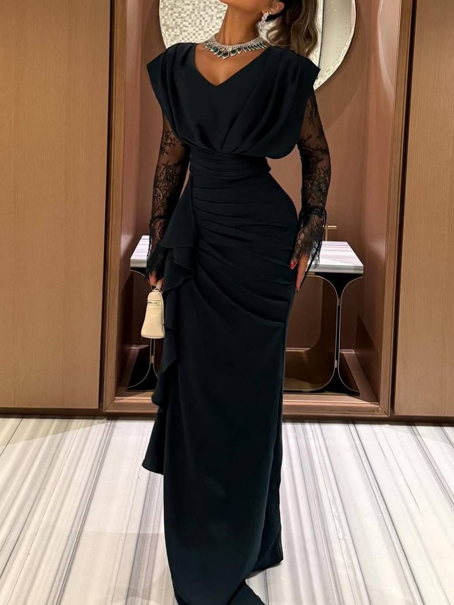 Lace-sleeve Spliced Pleated Maxi Dress