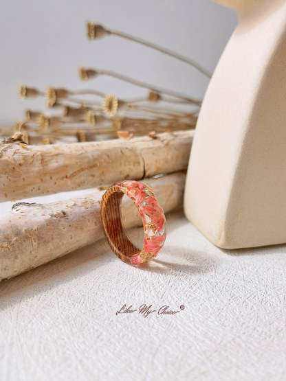 Handmade Dried Flower Inlaid Resin Ring-Gold foil