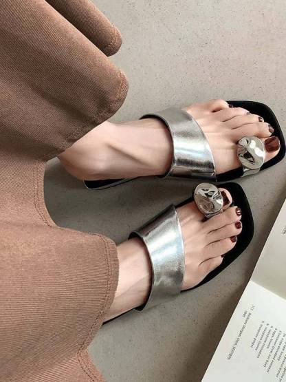 Minimalist Metal Decorative Slippers