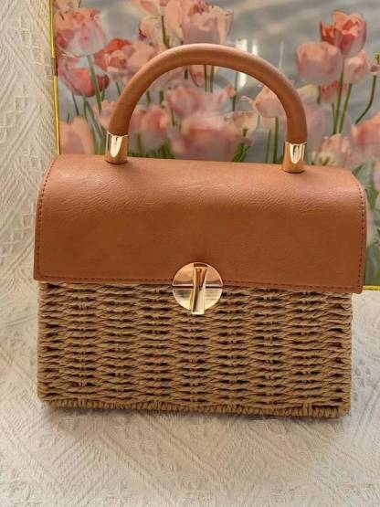 Handheld Crossbody Straw Bag