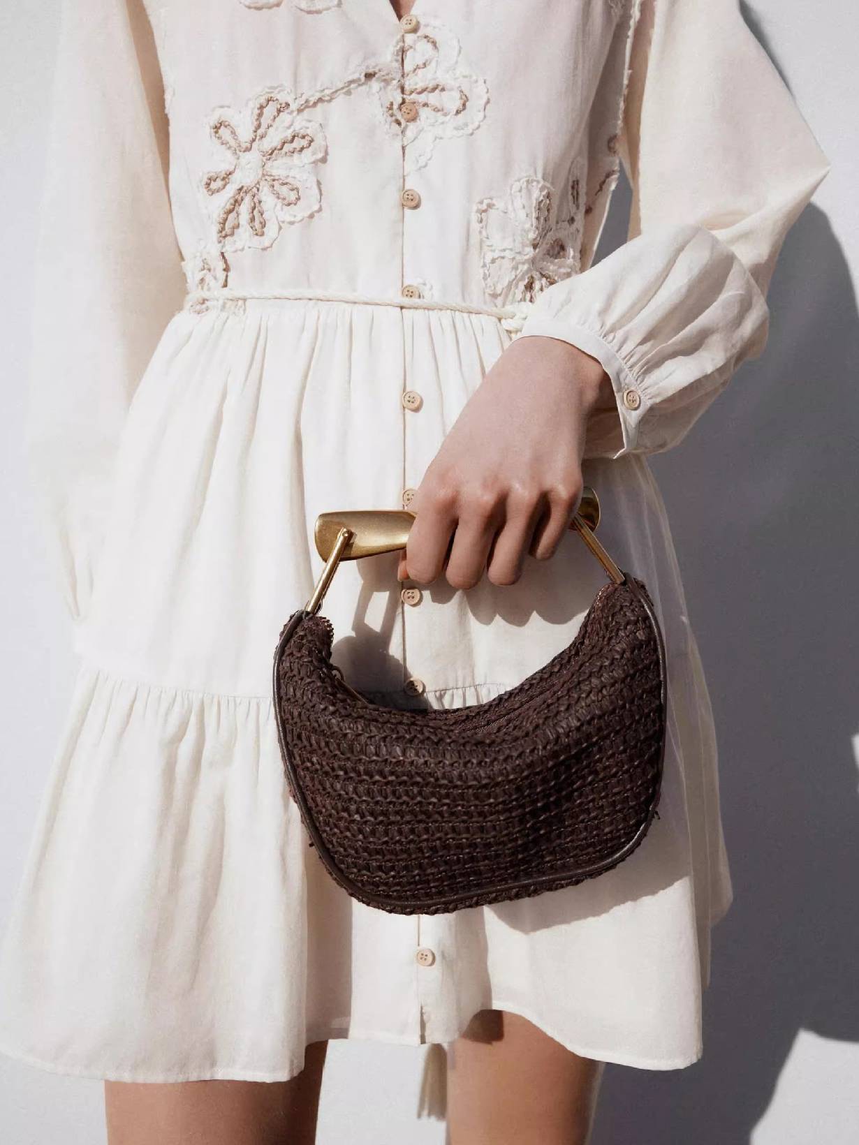 Metal Handle Straw Bag