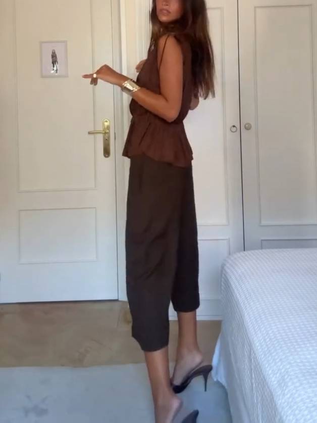 V-Neck Sleeveless Top And Shorts Suit-Shorts