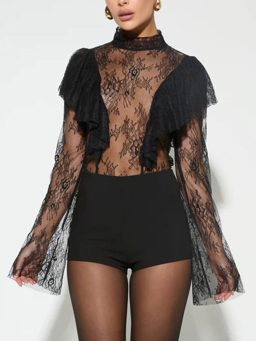 Elegant Lace Turtleneck Top And Shorts Two-piece Set