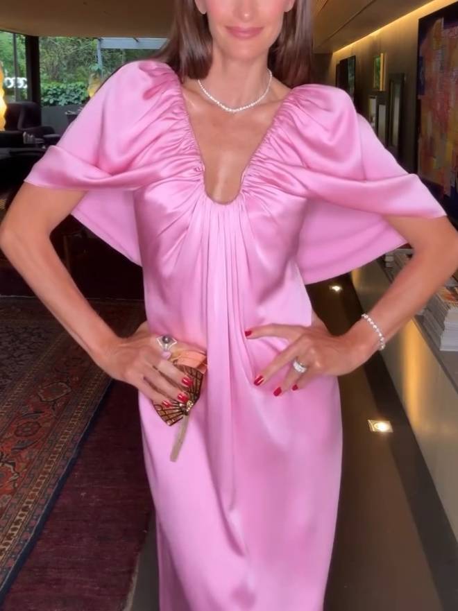 Distinctive U Neck Cape Design Maxi Dress