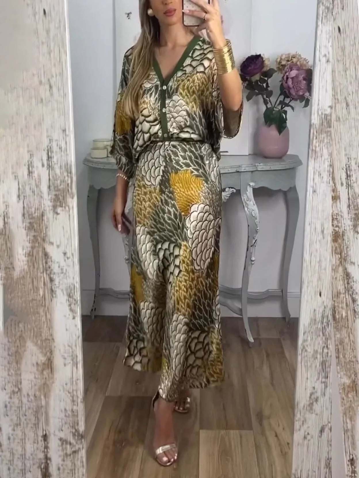 Retro Scale Print Satin Skirt Two-Piece Set